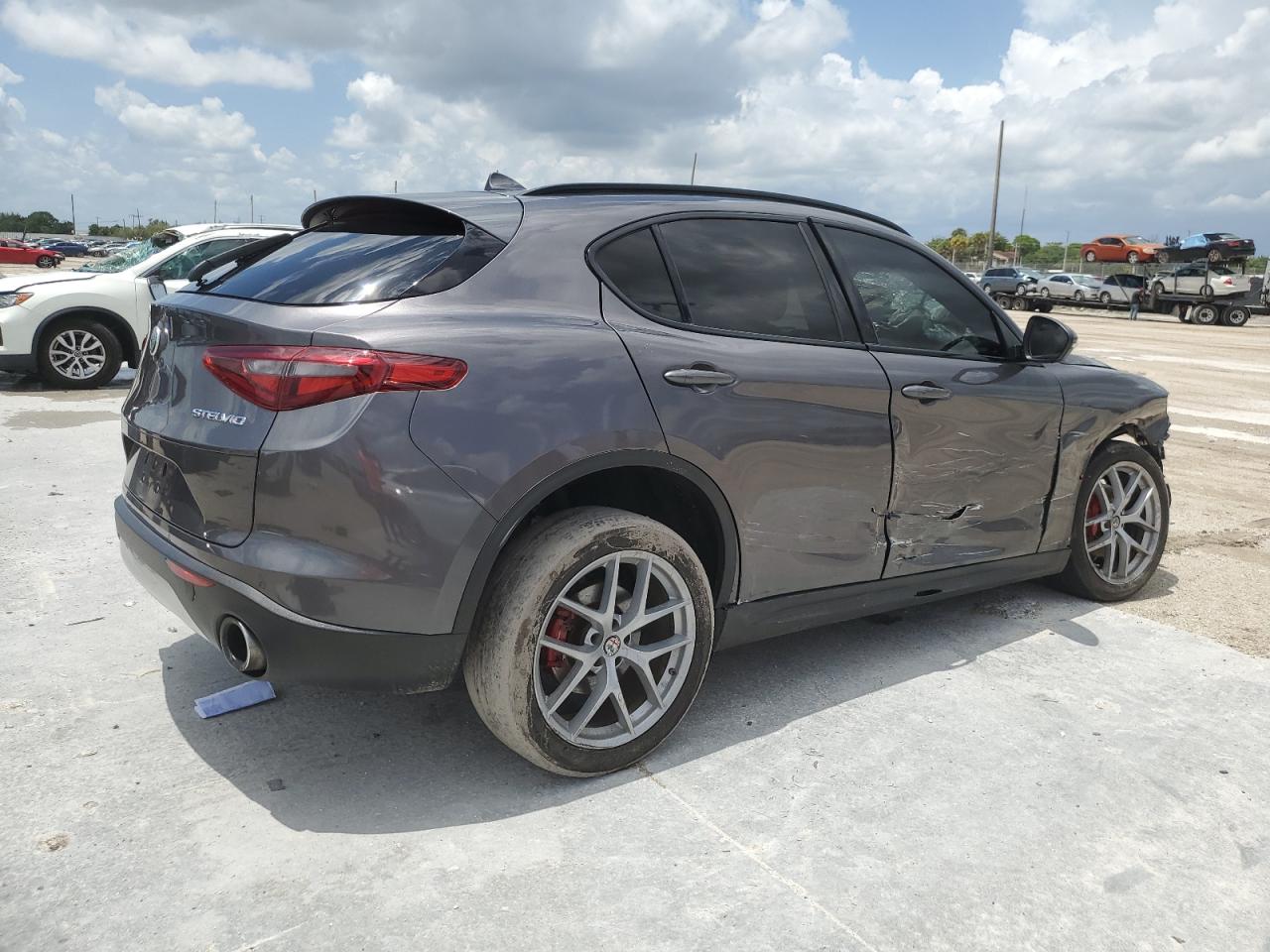 Photo 2 VIN: ZASPAKBN3K7C50480 - ALFA-ROMEO STELVIO 