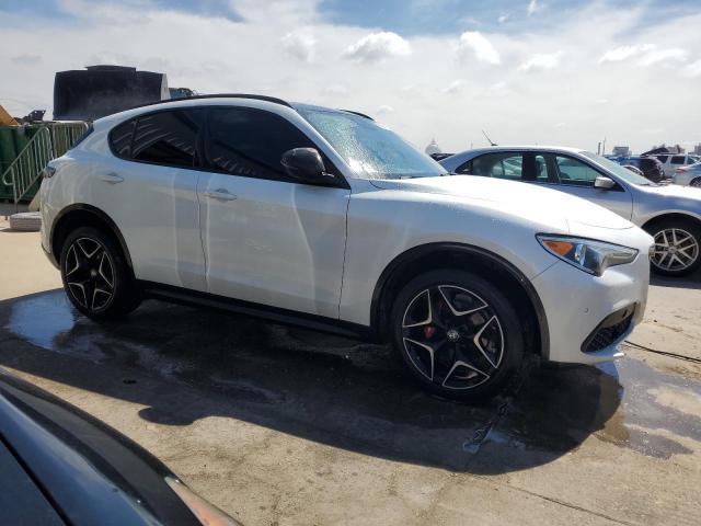 Photo 3 VIN: ZASPAKBN3L7C74084 - ALFA ROMEO STELVIO TI 