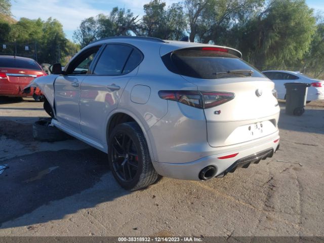 Photo 2 VIN: ZASPAKBN3M7D13791 - ALFA-ROMEO STELVIO 