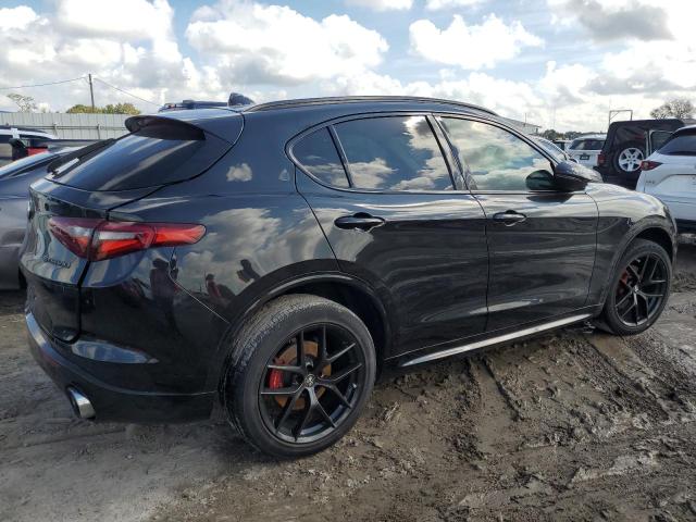 Photo 2 VIN: ZASPAKBN3M7D14004 - ALFA ROMEO STELVIO TI 