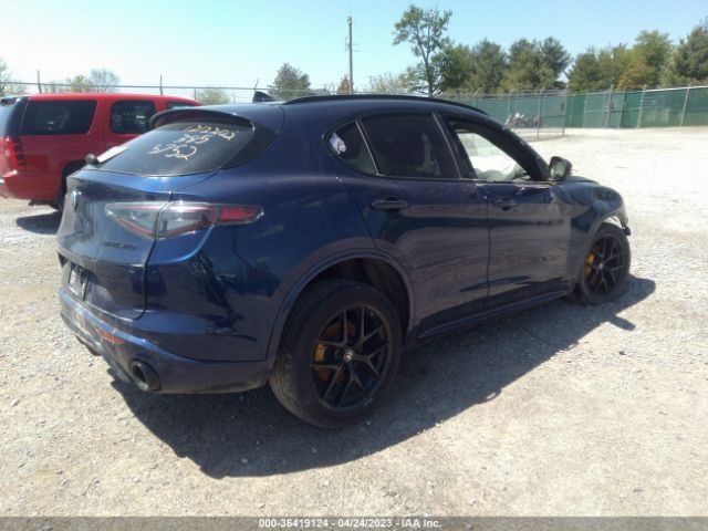 Photo 3 VIN: ZASPAKBN3M7D15752 - ALFA ROMEO STELVIO TI 