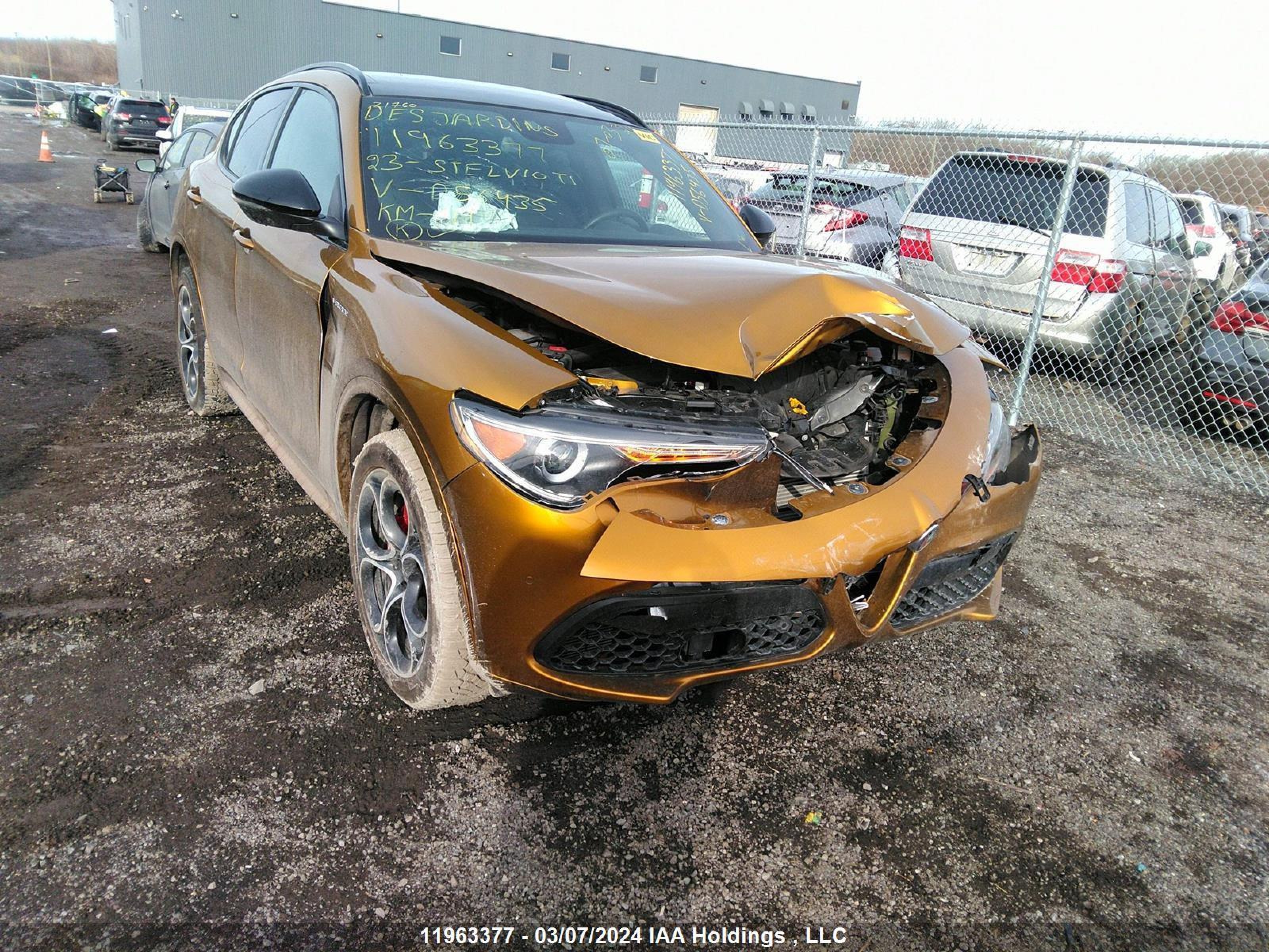 Photo 5 VIN: ZASPAKBN3P7D56435 - ALFA-ROMEO STELVIO 