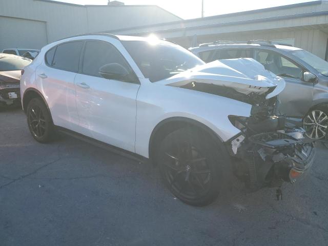 Photo 3 VIN: ZASPAKBN4K7C37835 - ALFA ROMEO STELVIO TI 