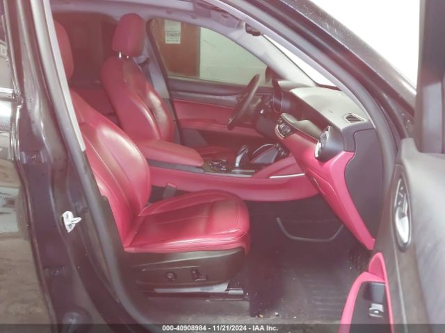 Photo 4 VIN: ZASPAKBN5K7C41649 - ALFA ROMEO STELVIO 