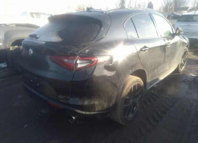 Photo 3 VIN: ZASPAKBN5L7C74877 - ALFA ROMEO STELVIO 