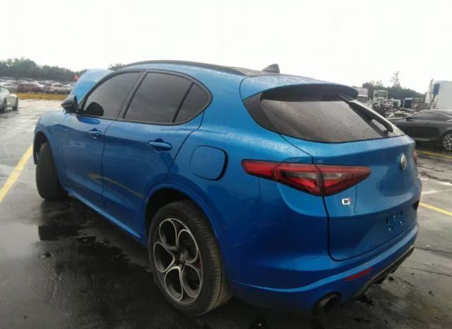 Photo 2 VIN: ZASPAKBN5N7D38399 - ALFA-ROMEO STELVIO 