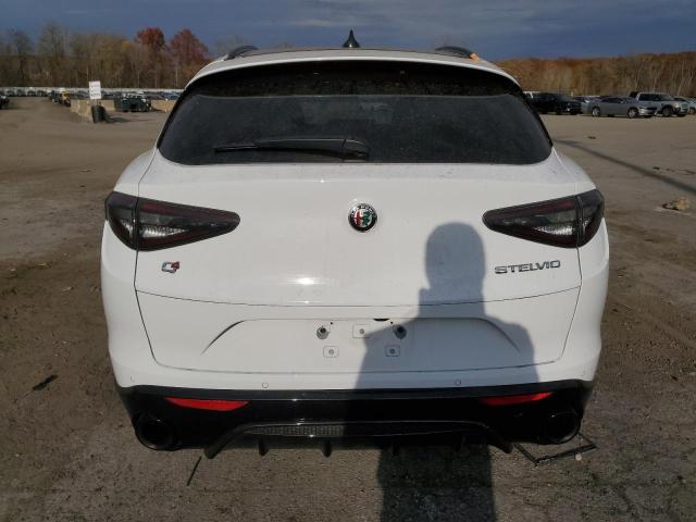 Photo 5 VIN: ZASPAKBN5R7D72610 - ALFA ROMEO STELVIO TI 