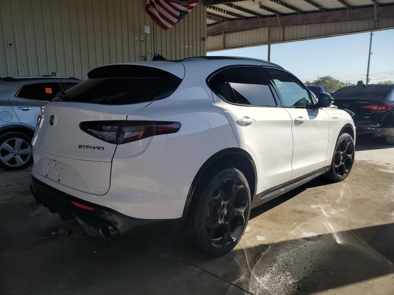 Photo 2 VIN: ZASPAKBN5R7D75006 - ALFA-ROMEO STELVIO 