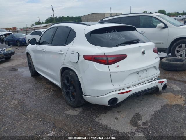 Photo 2 VIN: ZASPAKBN6M7D12232 - ALFA-ROMEO STELVIO 