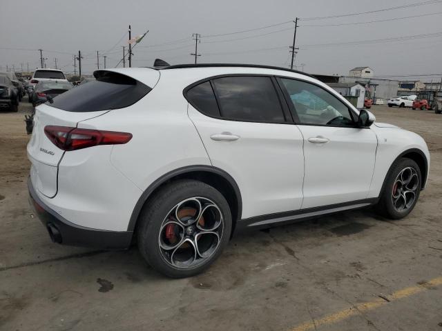 Photo 2 VIN: ZASPAKBN6N7D32322 - ALFA ROMEO STELVIO TI 