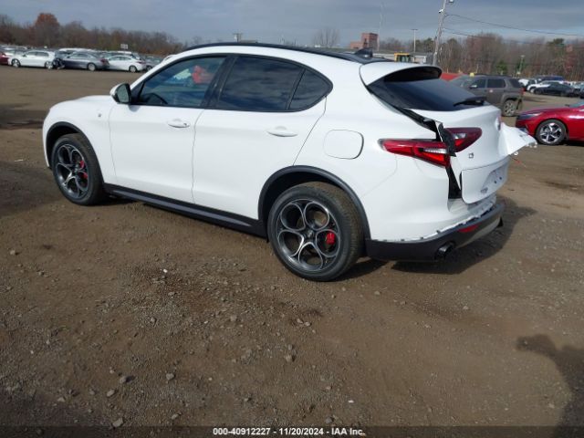 Photo 2 VIN: ZASPAKBN6P7D65730 - ALFA ROMEO STELVIO 