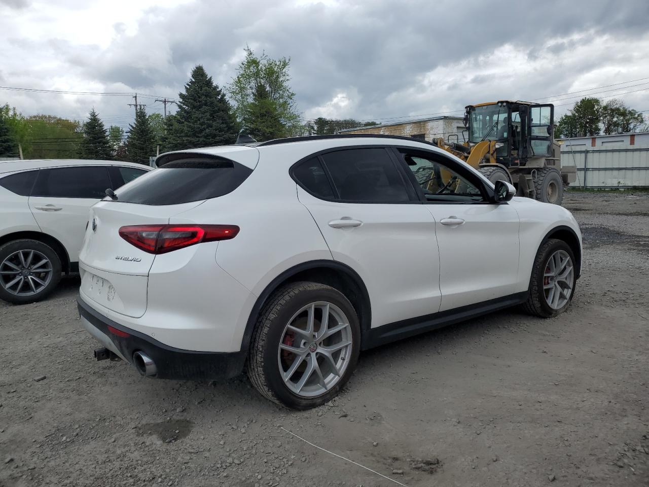 Photo 2 VIN: ZASPAKBN7K7C31267 - ALFA-ROMEO STELVIO 