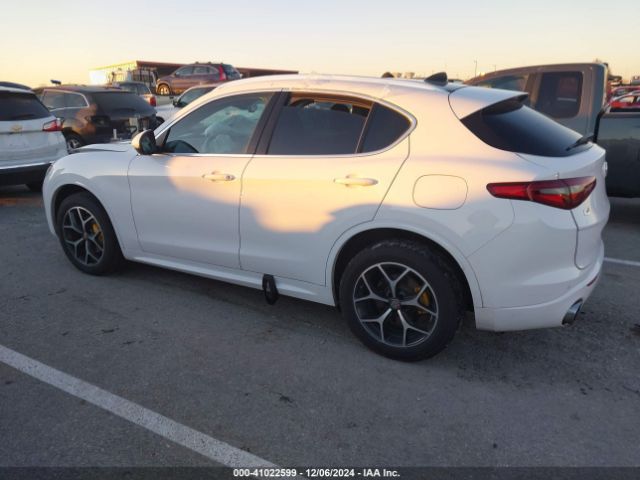 Photo 2 VIN: ZASPAKBN7L7C76758 - ALFA ROMEO STELVIO 