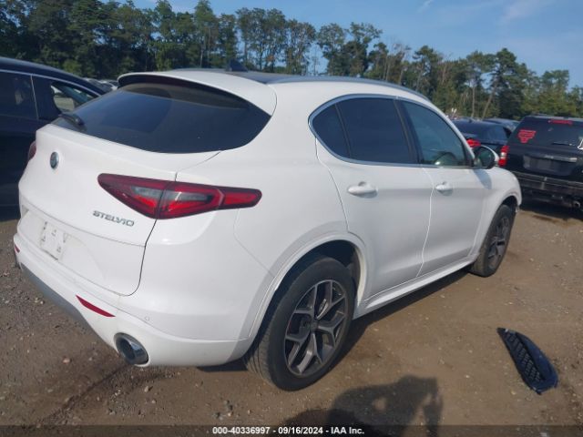 Photo 3 VIN: ZASPAKBN7L7C89610 - ALFA ROMEO STELVIO 