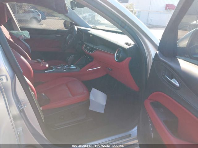 Photo 4 VIN: ZASPAKBN7M7D20114 - ALFA-ROMEO STELVIO 