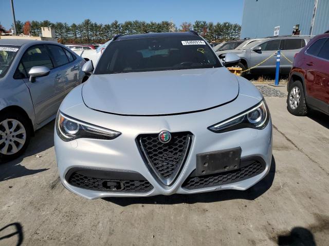 Photo 4 VIN: ZASPAKBN7N7D29512 - ALFA ROMEO STELVIO TI 