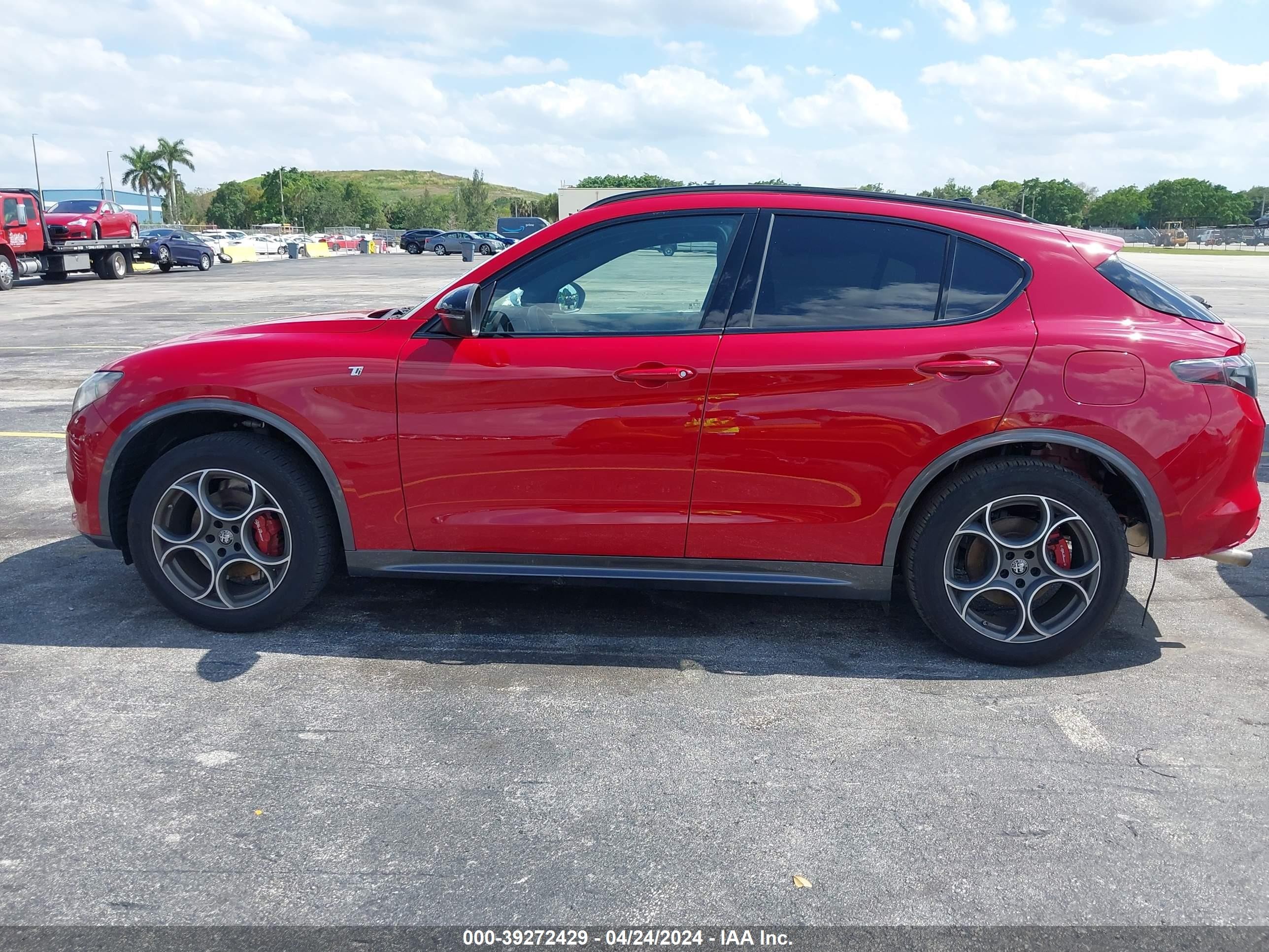 Photo 14 VIN: ZASPAKBN7R7D70650 - ALFA-ROMEO STELVIO 