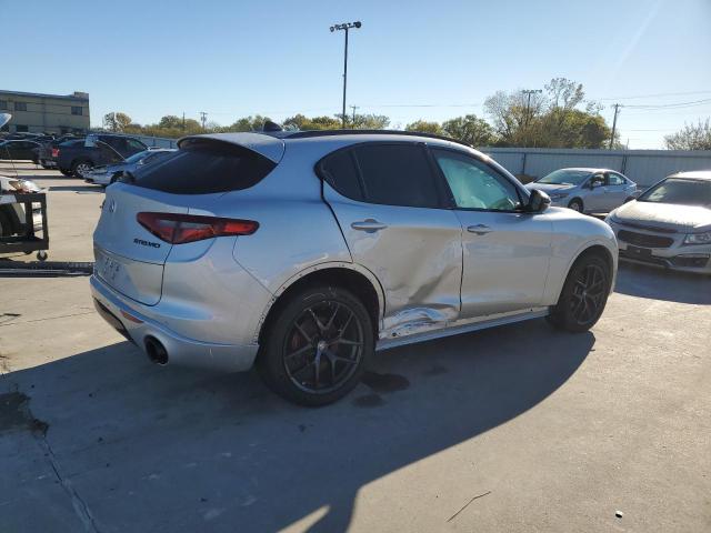 Photo 2 VIN: ZASPAKBN9L7C74297 - ALFA ROMEO STELVIO TI 