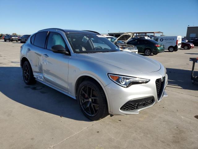 Photo 3 VIN: ZASPAKBN9L7C74297 - ALFA ROMEO STELVIO TI 