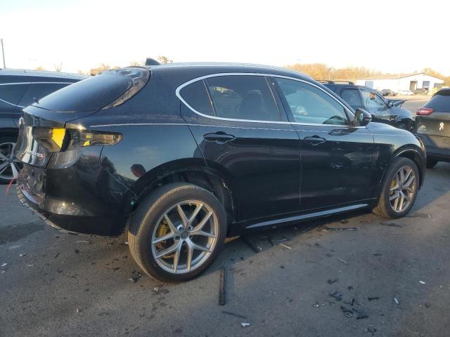 Photo 2 VIN: ZASPAKBN9M7D11415 - ALFA ROMEO STELVIO TI 