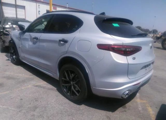 Photo 2 VIN: ZASPAKBN9M7D20180 - ALFA-ROMEO STELVIO 