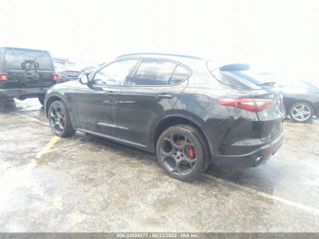 Photo 2 VIN: ZASPAKBN9N7D33321 - ALFA-ROMEO STELVIO 