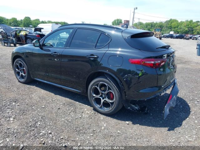 Photo 2 VIN: ZASPAKBNXP7D63284 - ALFA-ROMEO STELVIO 