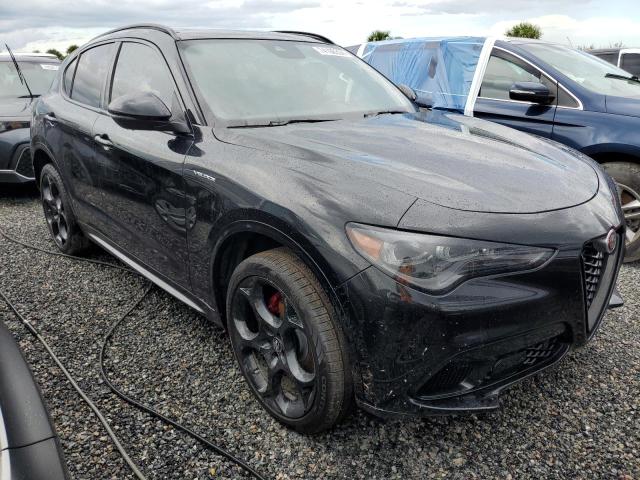 Photo 3 VIN: ZASPAKBNXR7D76183 - ALFA ROMEO STELVIO TI 