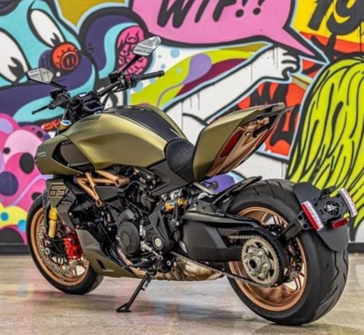 Photo 2 VIN: ZDMGAHRW1MB005031 - DUCATI DIAVEL 126 