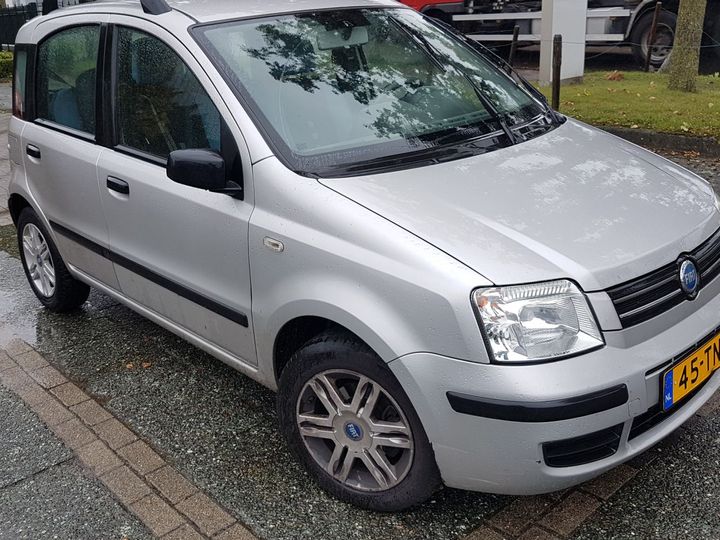 Photo 11 VIN: ZFA16900000775246 - FIAT PANDA 