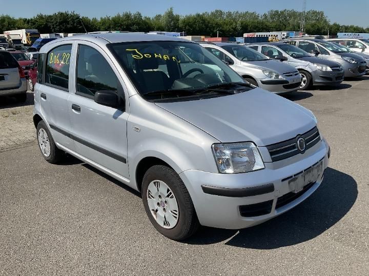 Photo 3 VIN: ZFA16900001167862 - FIAT PANDA HATCHBACK 