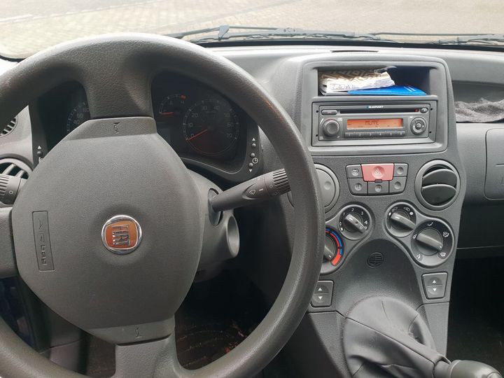 Photo 12 VIN: ZFA16900001449408 - FIAT PANDA 