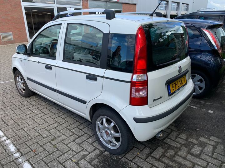 Photo 2 VIN: ZFA16900001741584 - FIAT PANDA 