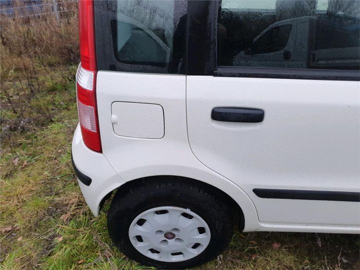 Photo 27 VIN: ZFA16900001944577 - FIAT PANDA 