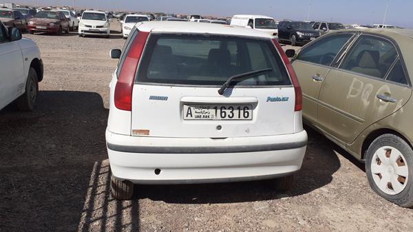 Photo 5 VIN: ZFA17600001054355 - FIAT PUNTO 