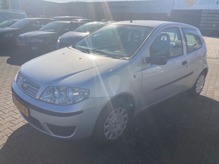 Photo 1 VIN: ZFA18800001108477 - FIAT PUNTO 