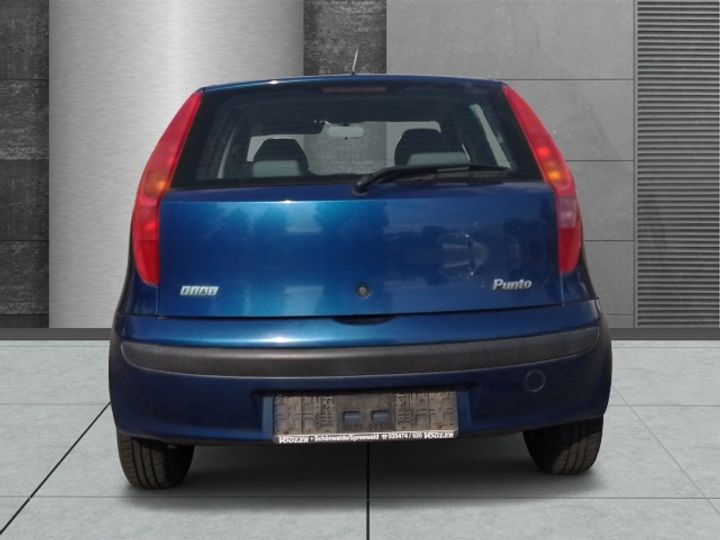 Photo 5 VIN: ZFA18800004670823 - FIAT PUNTO 