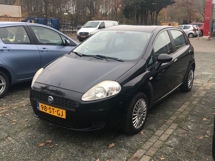 Photo 1 VIN: ZFA19900000029308 - FIAT GRANDE PUNTO 