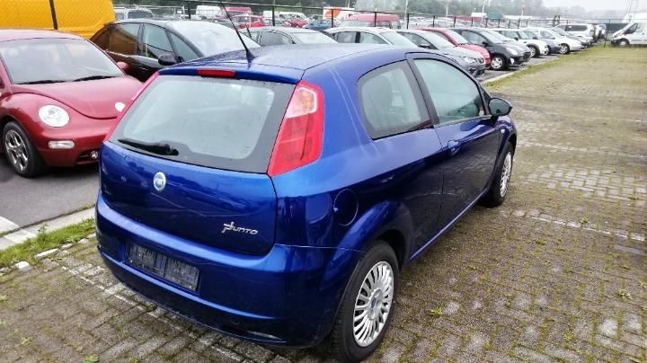 Photo 3 VIN: ZFA19900000295502 - FIAT GRANDE PUNTO HATCHBACK 