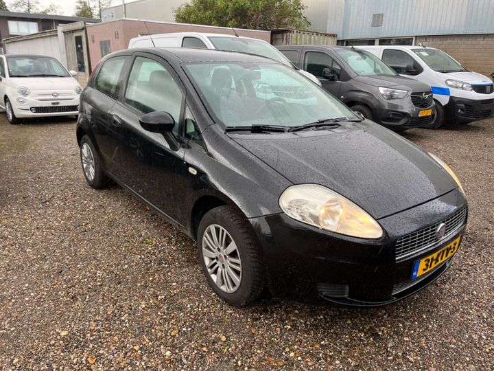 Photo 3 VIN: ZFA19900000570472 - FIAT GRANDE PUNTO 