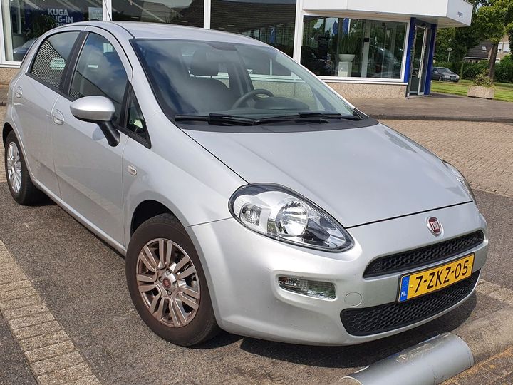 Photo 4 VIN: ZFA19900000992209 - FIAT PUNTO EVO 