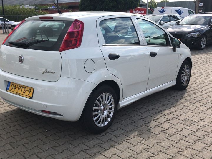 Photo 3 VIN: ZFA19900001690136 - FIAT GRANDE PUNTO 