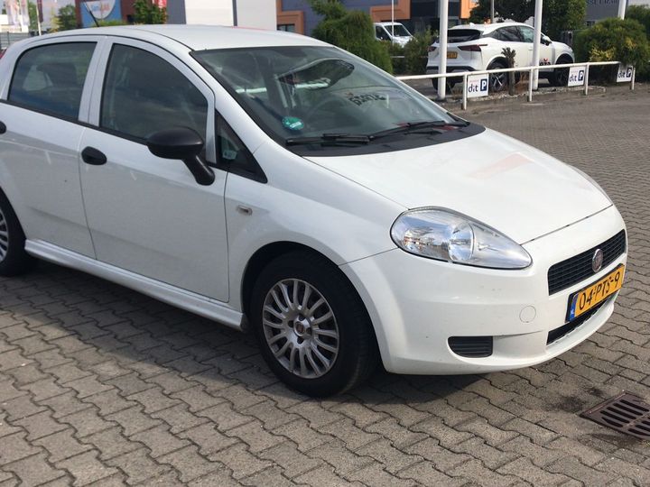 Photo 4 VIN: ZFA19900001690136 - FIAT GRANDE PUNTO 