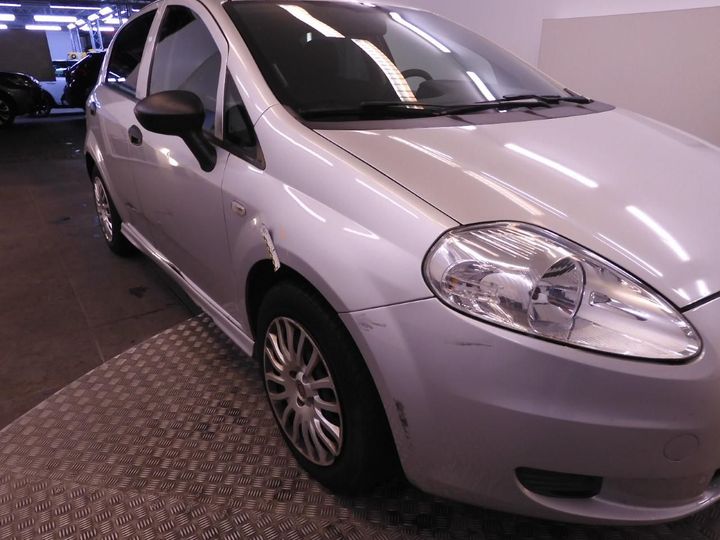 Photo 29 VIN: ZFA19900001778315 - FIAT PUNTO 