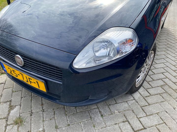 Photo 10 VIN: ZFA19900001793685 - FIAT GRANDE PUNTO 