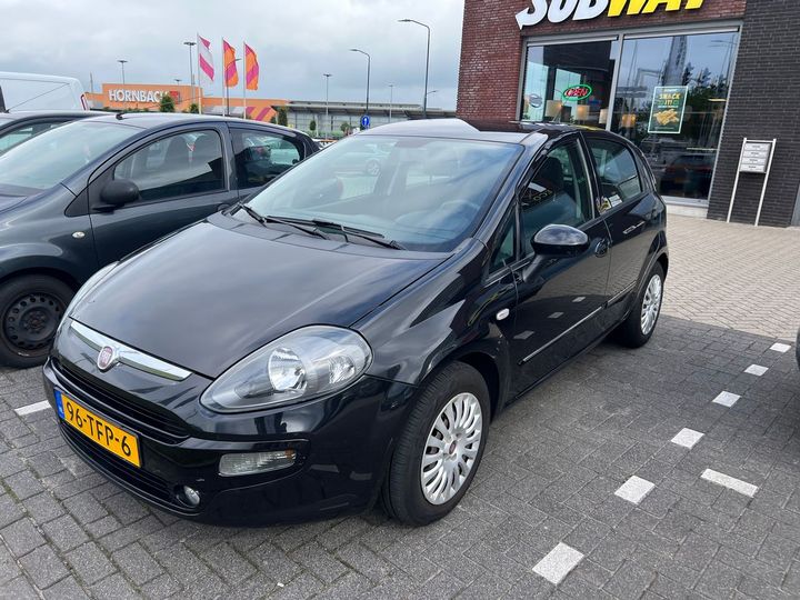 Photo 1 VIN: ZFA19900001845175 - FIAT PUNTO EVO 