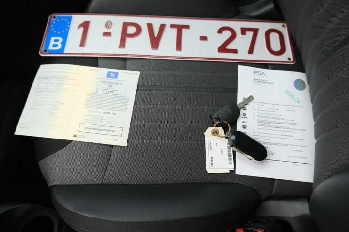 Photo 4 VIN: ZFA19900005352978 - FIAT 500L LIVING &#3912 