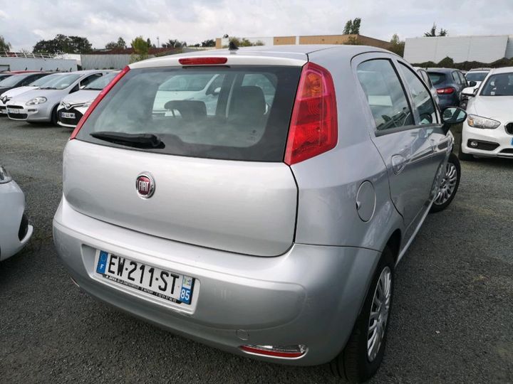 Photo 4 VIN: ZFA1990000P351252 - FIAT PUNTO 