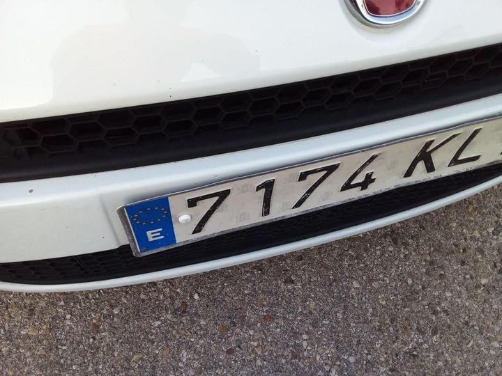 Photo 28 VIN: ZFA1990000P364016 - FIAT PUNTO 