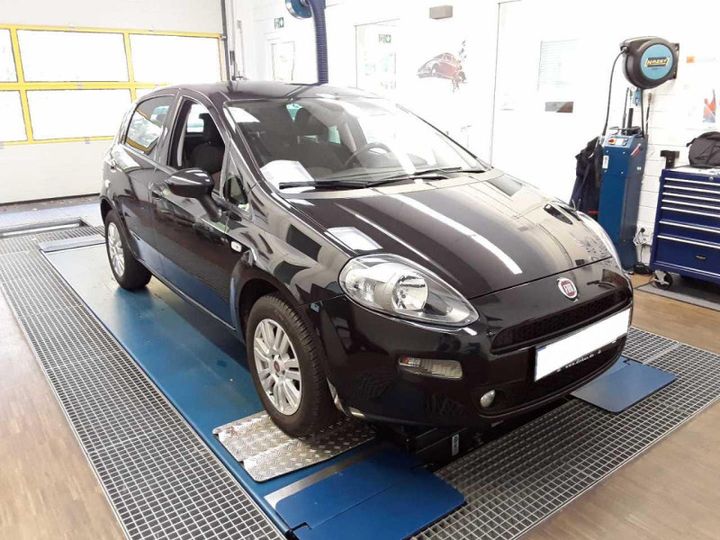 Photo 2 VIN: ZFA1990000P368303 - FIAT PUNTO 1.4 